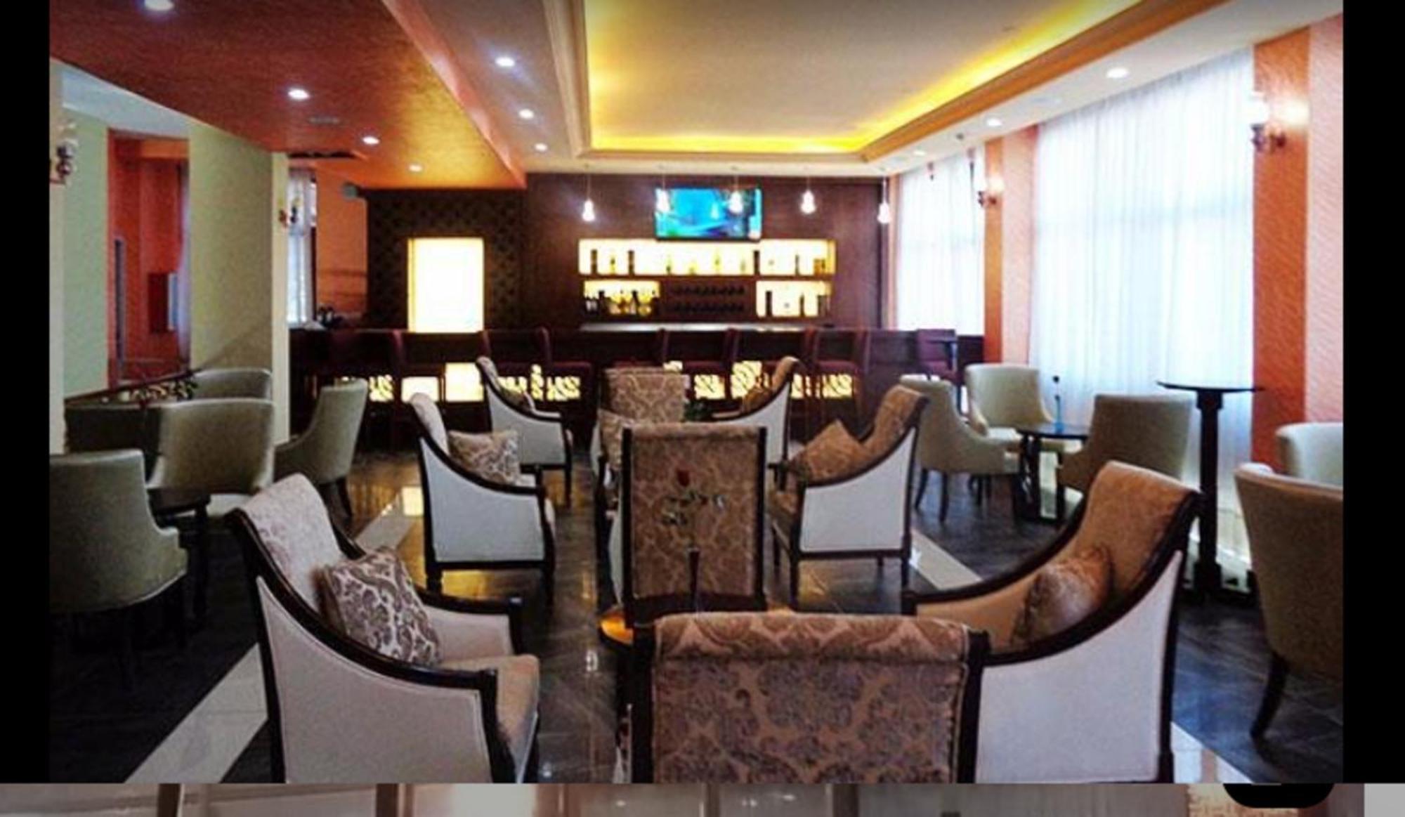 Ft Hotel Addis Abeba Zewnętrze zdjęcie